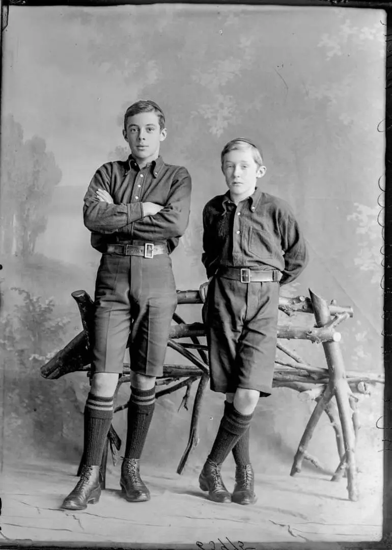 Image: Masters Maxwell, 1911