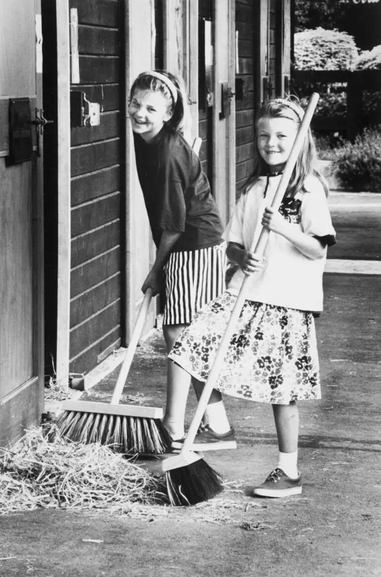 Image: Mucking out, Karaka, 1993