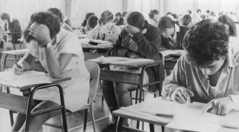 Image: 'Heads down', Ōtara, ca 1975