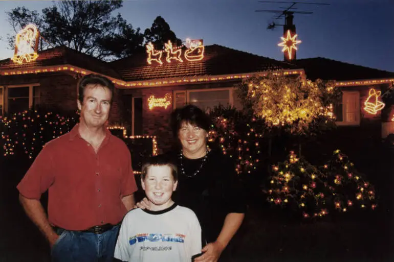 Image: Christmas lights, Papatoetoe, 2000.