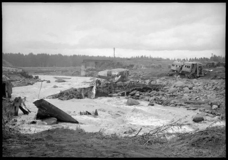 Image: Tangiwai Railway Disaster, 1953