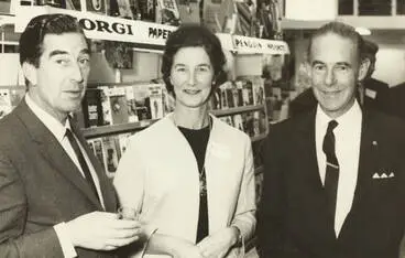 Twenty-two years in business, Ōtāhuhu, 1967 Image: Twenty-two years in business, Ōtāhuhu, 1967