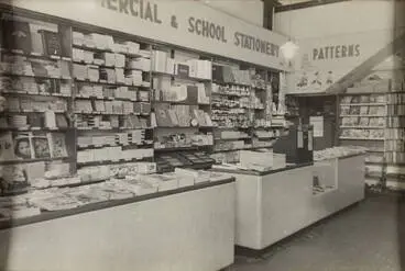 Bookshop, Ōtāhuhu, 1960s Image: Bookshop, Ōtāhuhu, 1960s