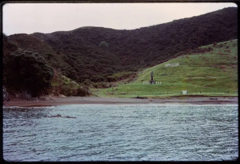 Image: Marsden Cross, Bay of Islands