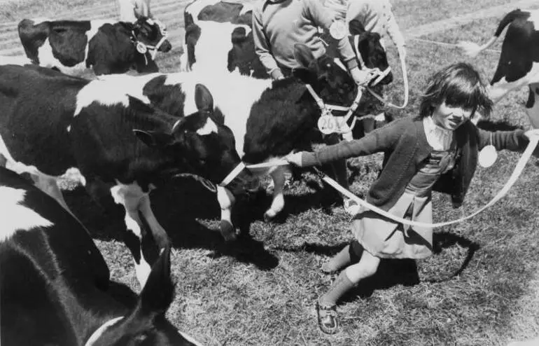 Image: Pet parade, Karaka, 1979