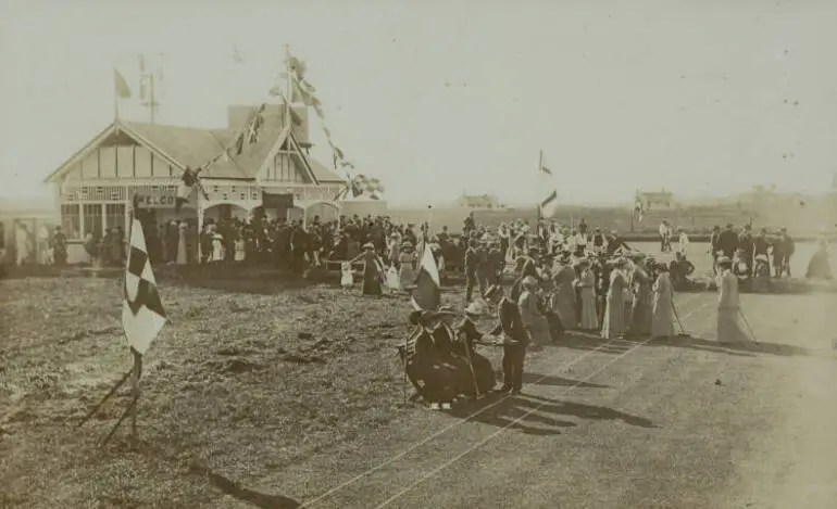 Image: Opening day, Papatoetoe Croquet Club, 1914