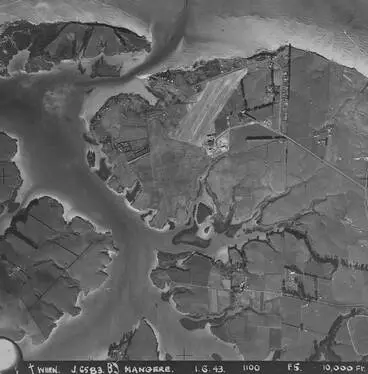 RNZAF base, Māngere, 1943 Image: RNZAF base, Māngere, 1943