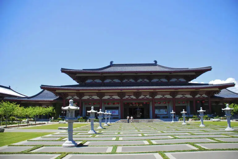 Image: Buddhist temple, Flat Bush, 2008