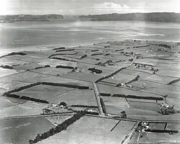 Image: Aerial view of Māngere, 1949