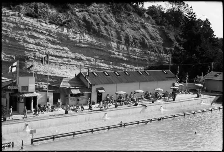 Image: Parnell Baths