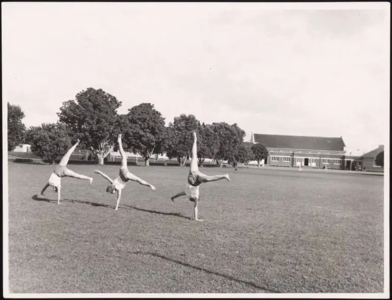 Image: Physical Education students at Auckland Teachers' College, 1961