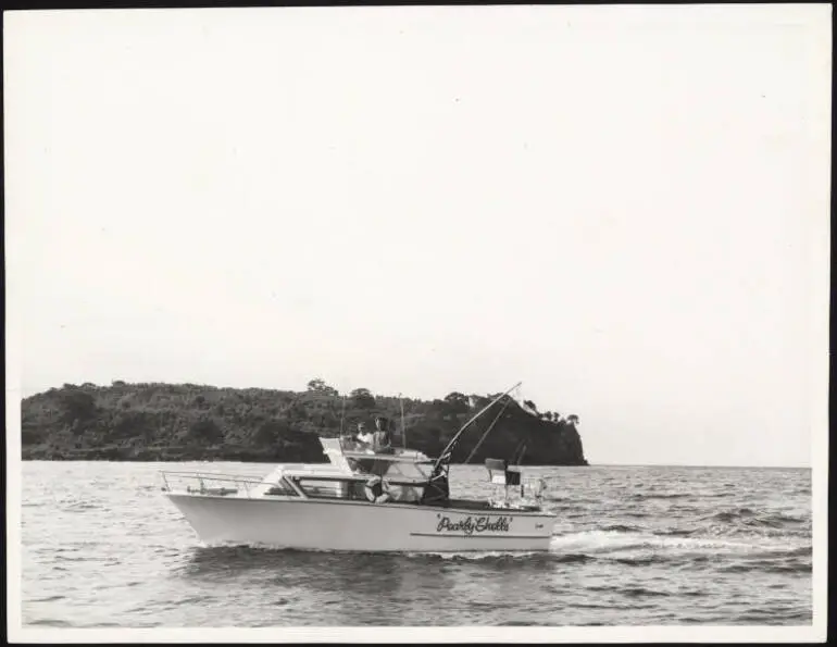 Image: Big game fishing from the small vessel 'Pearly Shells'