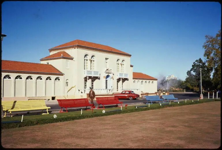 Image: Blue Bath, Rotorua, 1975