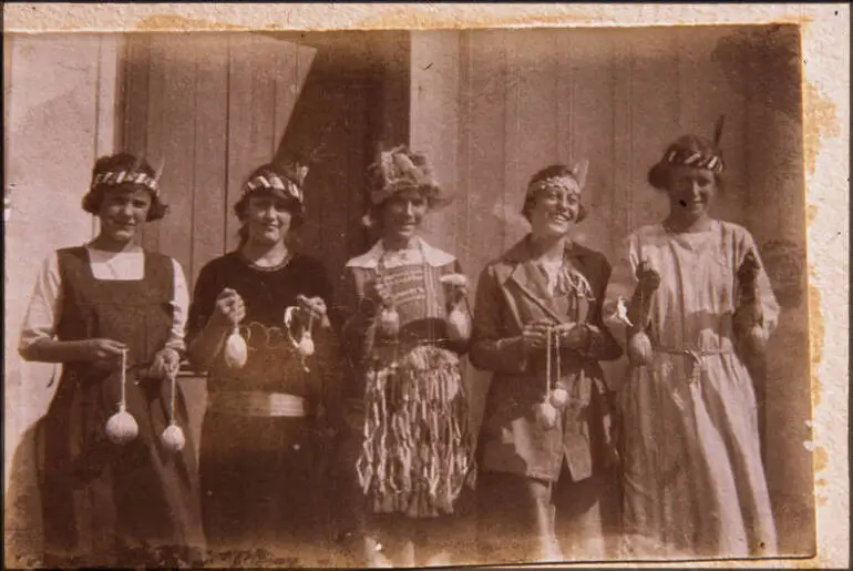 Image: Poi dancers (copy)