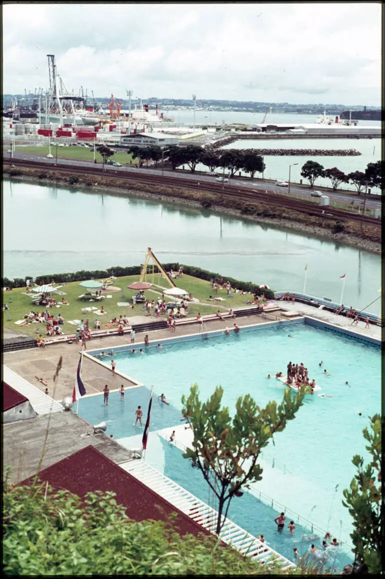 Image: Parnell Baths, 1972