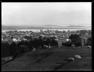 Image: Onehunga and the Manukau Harbour from One Tree Hill, 1912