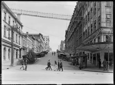 Image: Wyndham Street, Auckland Central, 1925