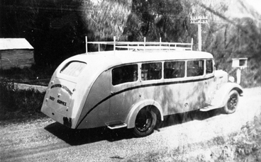 Image: Commer service car on Masterton-Castlepoint run : photograph