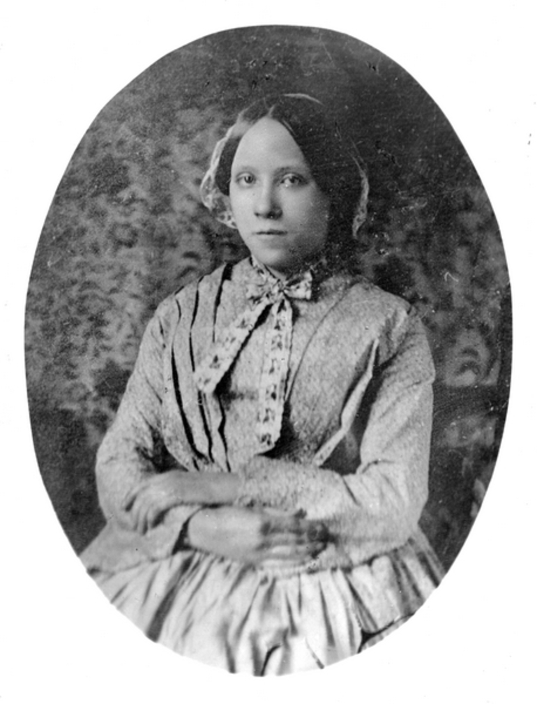 Image: Unidentified young woman