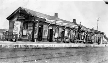 Image: Repairs at Carterton Railway Station