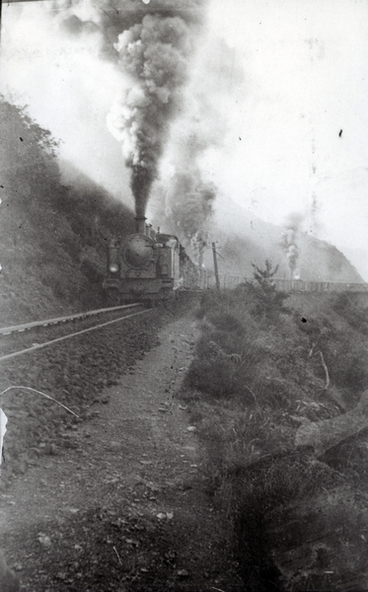 Image: Troop train on the Rimutaka Incline : Photograph