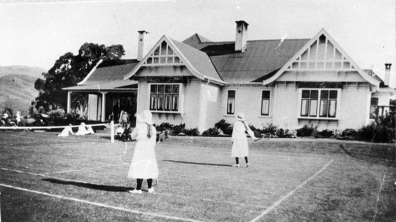 Image: Photograph: Playing tennis outside Ngaiana homestead