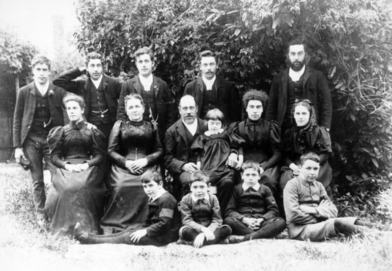 Image: Photograph: Haigh family