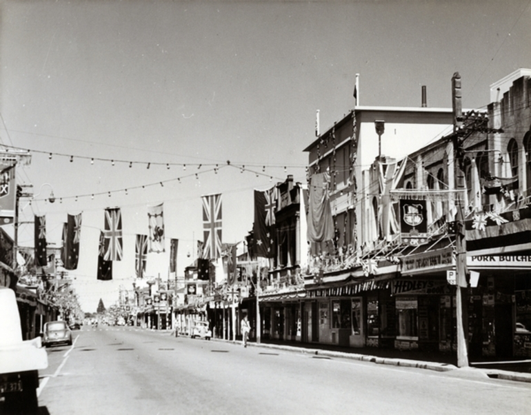 Image: Photographs: Queen Street, Masterton