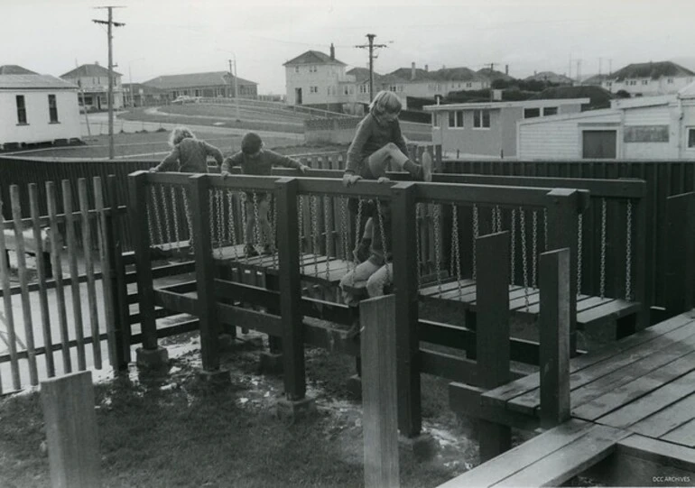 Image: Bruntsfield Place Playground, Corstorphine 1978