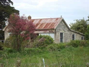 Image: Old house, East Kihikihi, New Zealand