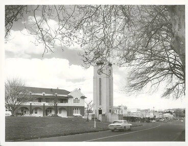 Lake Street with the Clock Tower and National Hotel Image: Lake Street with the Clock Tower and National Hotel