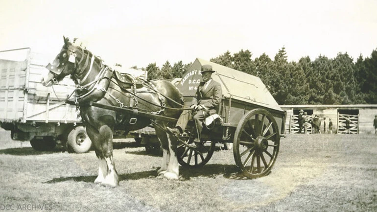 Image: Sanitary Works Department Cart