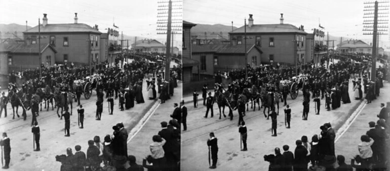 Image: Stereoscopic view of the funeral procession of Sir Richard John Seddon on Thorndon Quay, Wellington, 1906