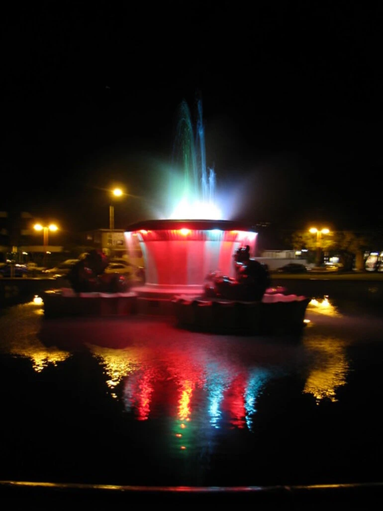 Image: Fountain At Mission Bay