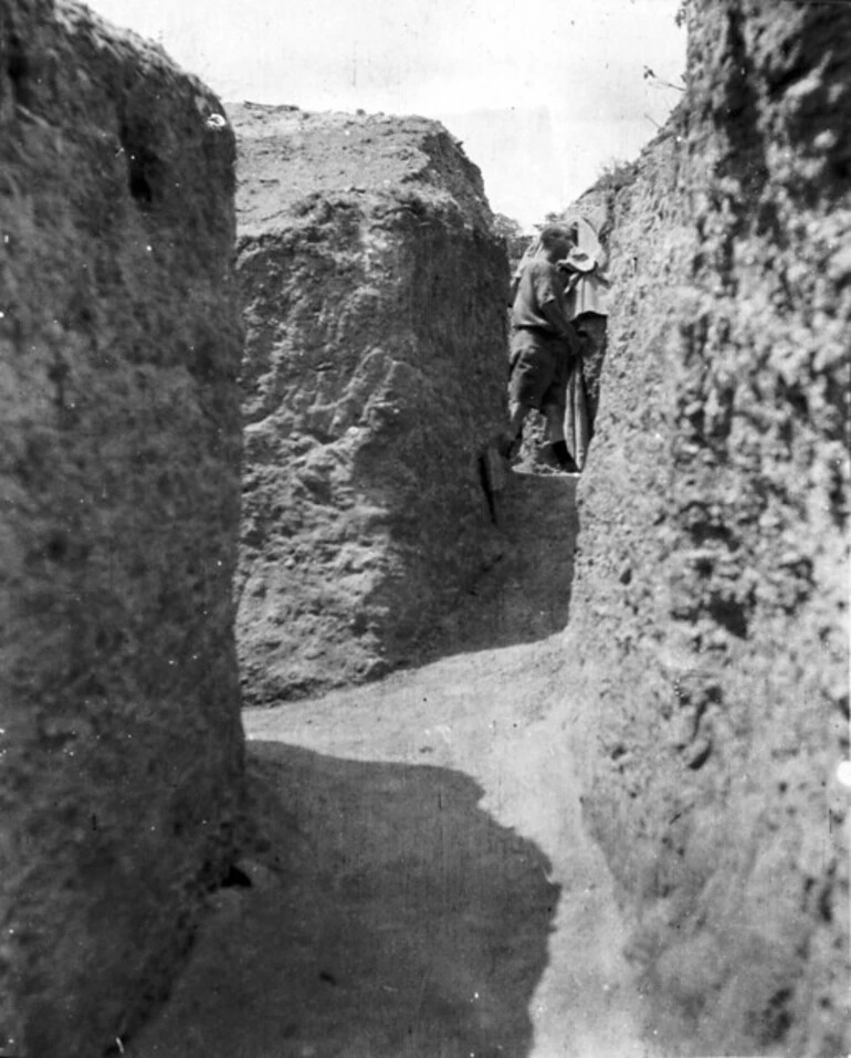 Image: View along trenches, Russell's Top, Gallipoli, Turkey, 1915