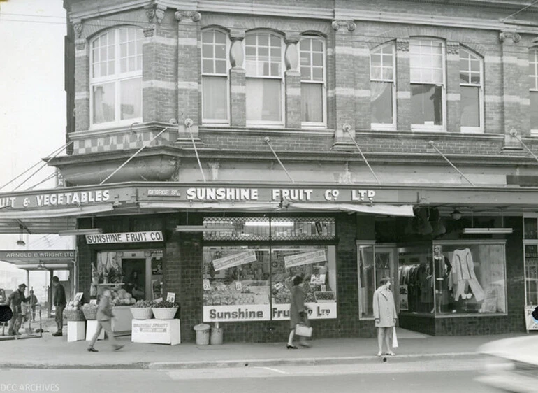 Image: Sunshine Fruit Company, Hanover and George St, 1971