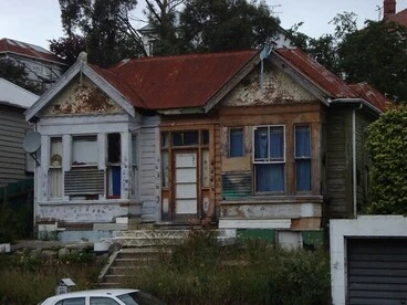 Old house, Dunedin, New Zealand Image: Old house, Dunedin, New Zealand