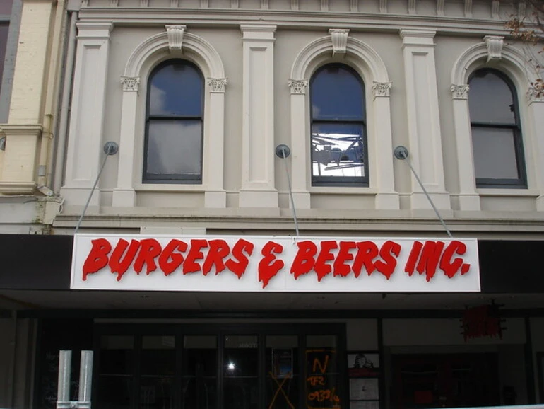 Image: Burgers & Beer