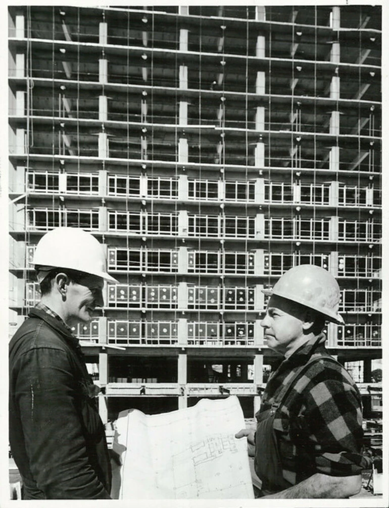 Image: Construction Workers at the new Reserve Bank Site, Wellington