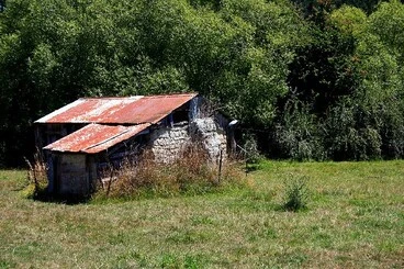 Cob construction Image: Cob construction