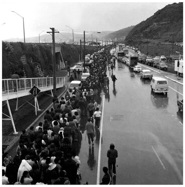 Image: Māori Land March - 13 October 1975, Wellington