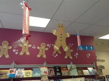 Image: Cardboard gingerbread men