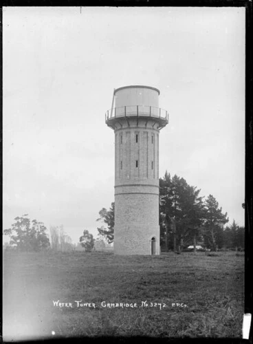 Image: Water tower at Cambridge, circa 1913-1915