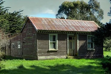 Image: Old house, Robinsons Road, Rolleston area, Canterbury, New Zealand