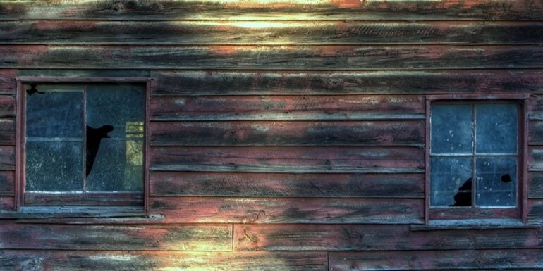 Image: Old house, (windows detail) Longbeach, Canterbury, New Zealand