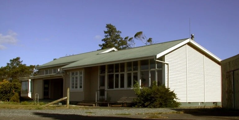 Image: Hauraki Plains: disused Mangatarata School (1)