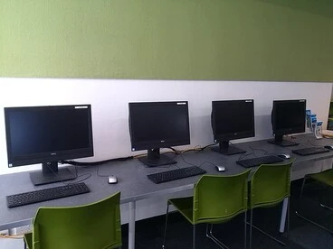 Public internet computers, Lyttelton Library Image: Public internet computers, Lyttelton Library