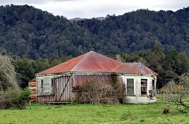 Image: Old house, Slaty Creek, West Coast, New Zealand