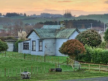 Old house, Pokeno, Waikato, New Zealand Image: Old house, Pokeno, Waikato, New Zealand