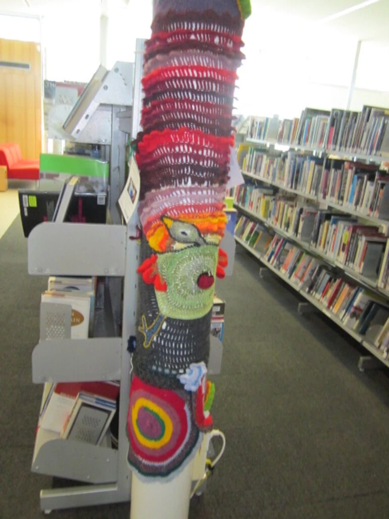 Image: Yarnbombing